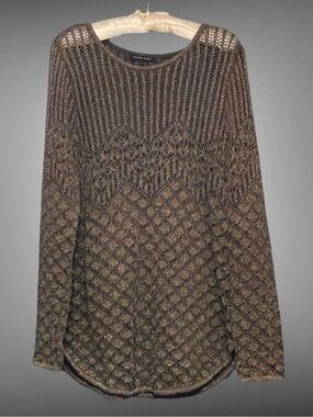 JEAN PIERRE GOLD AND BLACK OPEN KNIT SWEATER SIZE LARGE
